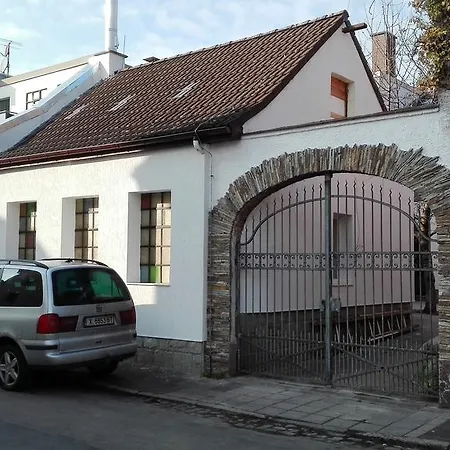 Haus Baron 4 Muehlheim am Main