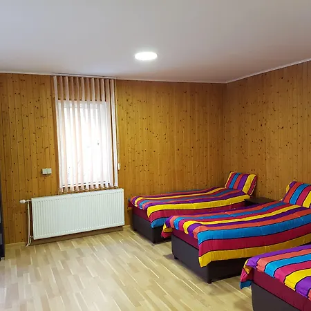 ゲストハウス Haus Baron 4 3*