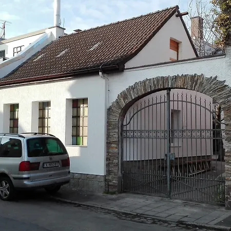 Haus Baron 4 Konukevi Mühlheim